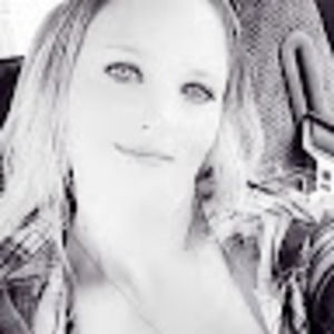 Meet your Posher, Carrie